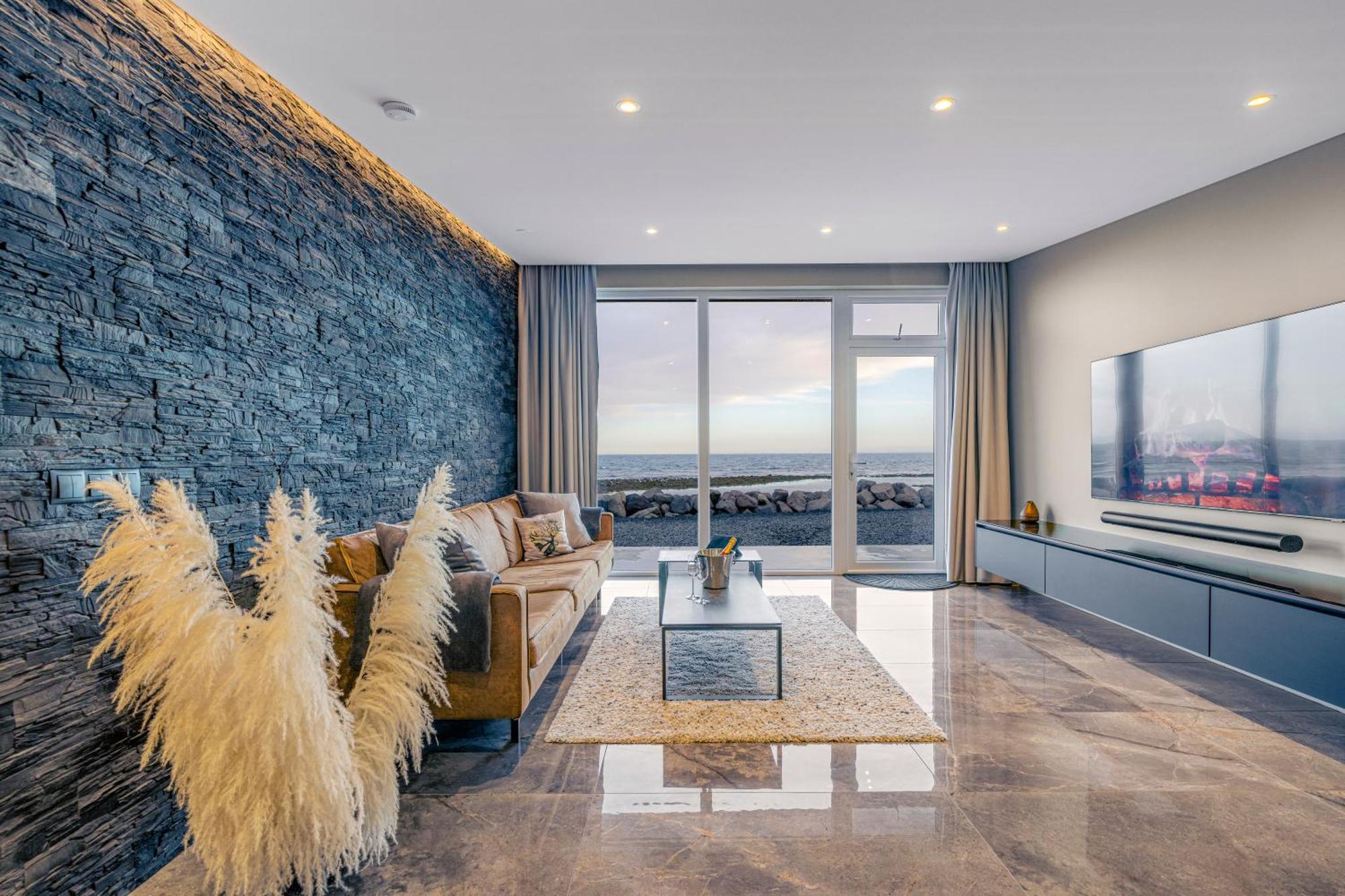 Bay View Apartments Gardur Экстерьер фото