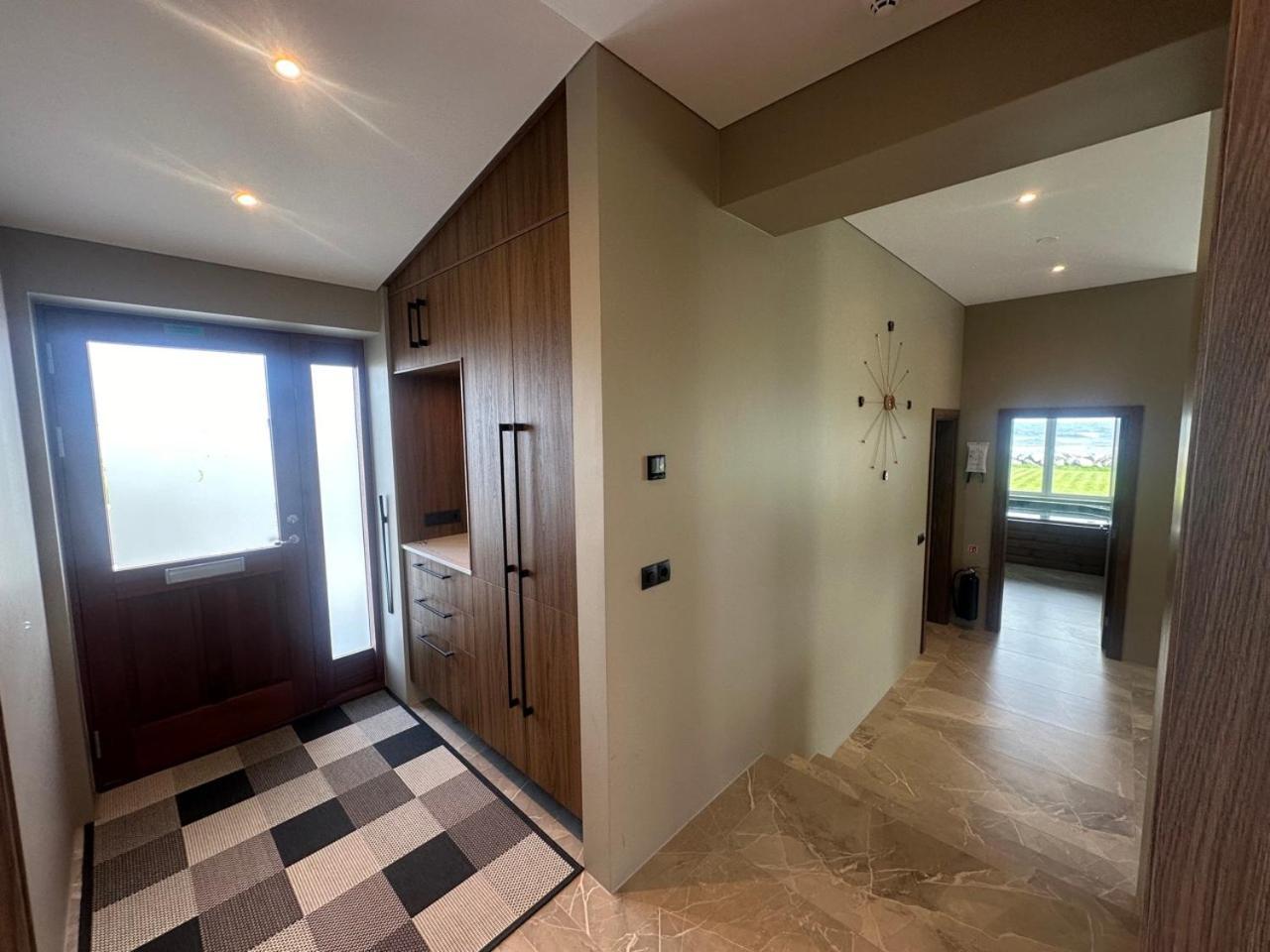 Bay View Apartments Gardur Экстерьер фото